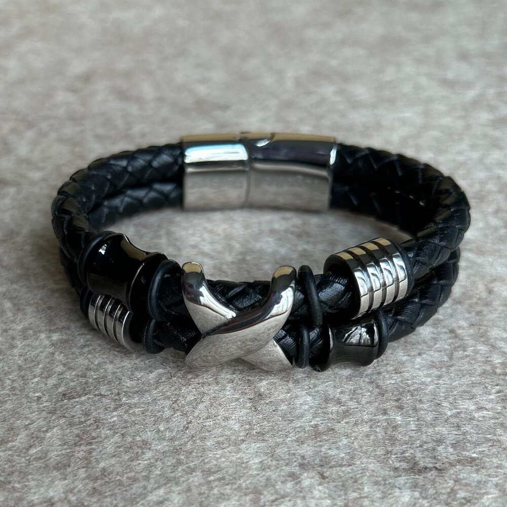 🔥SALE 3/$25🔥Black Braided Leather Bracelet With SS Links and Magnetic Clasp